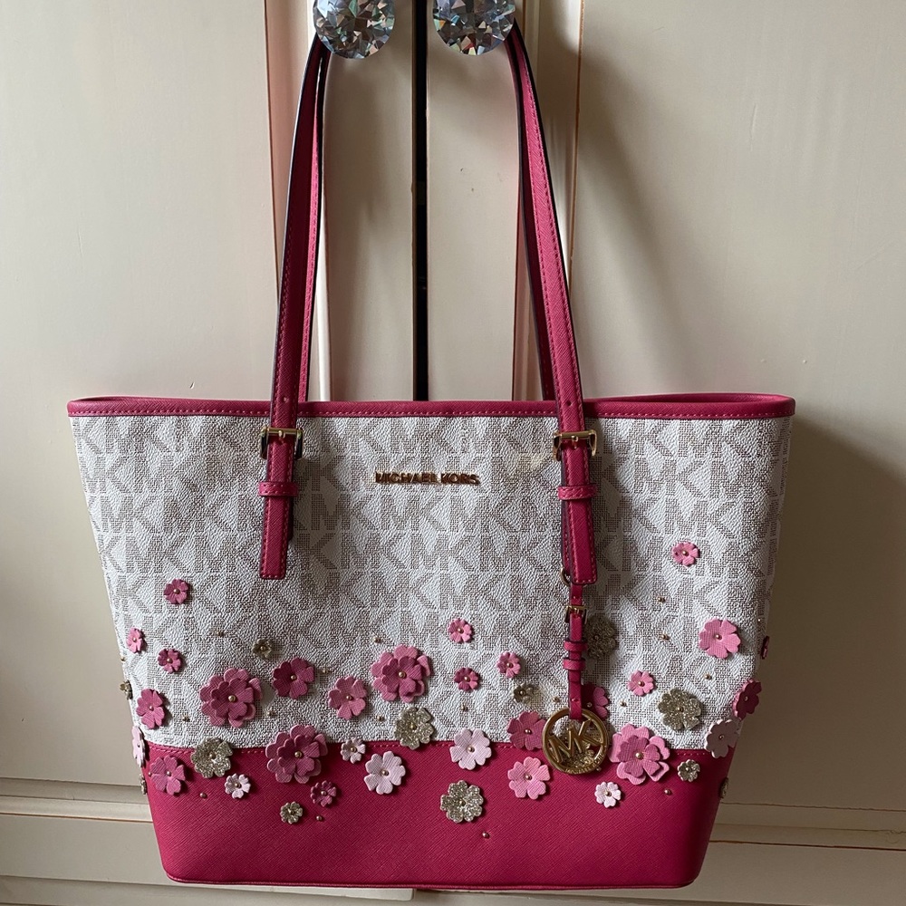 Pink Flower Micheal Kors Tote used 1x
